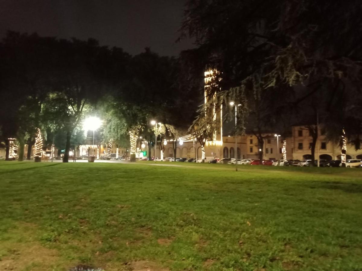 Bercos Deluxe Apartment Prato  Luaran gambar
