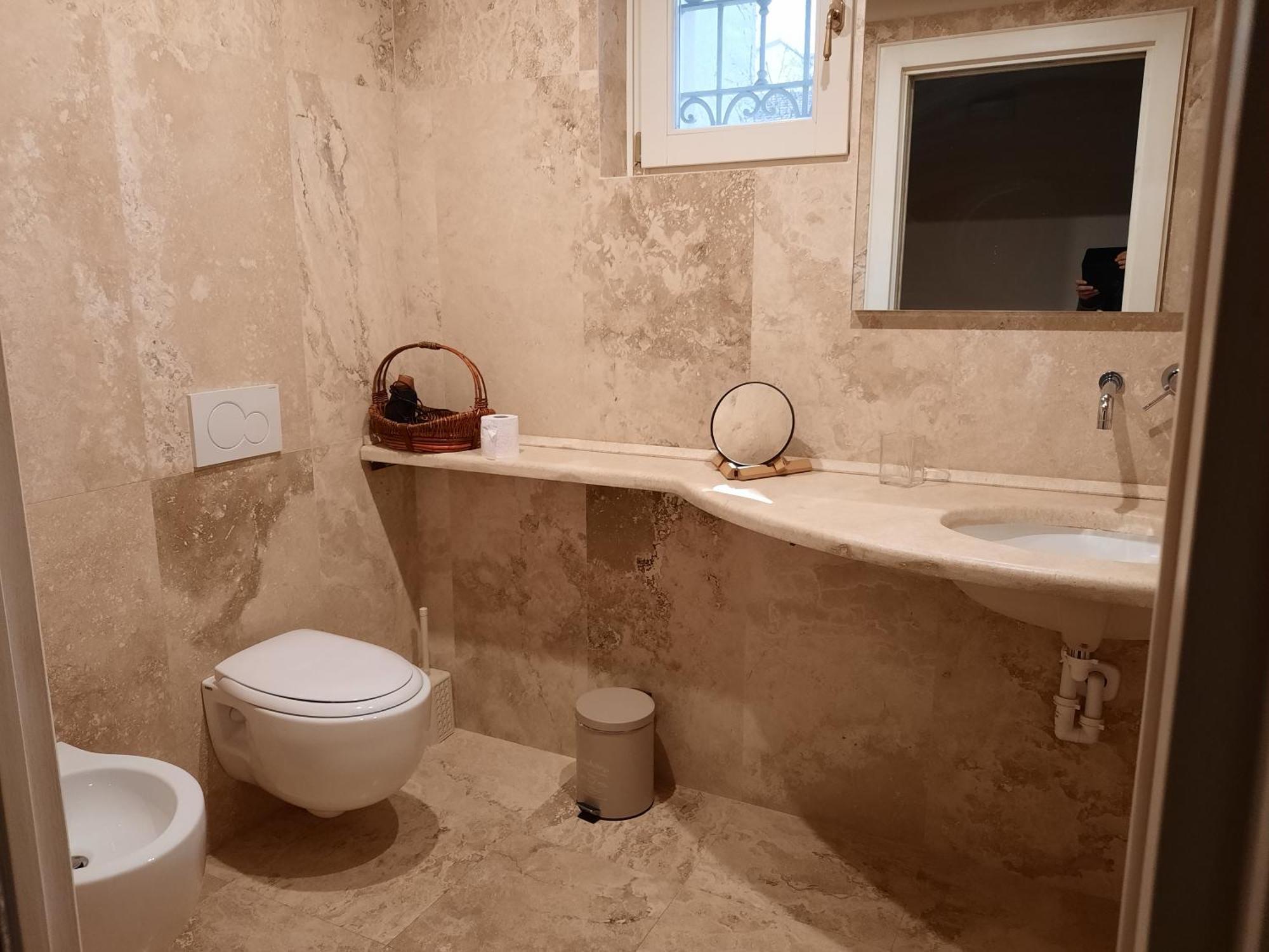 Bercos Deluxe Apartment Prato  Luaran gambar